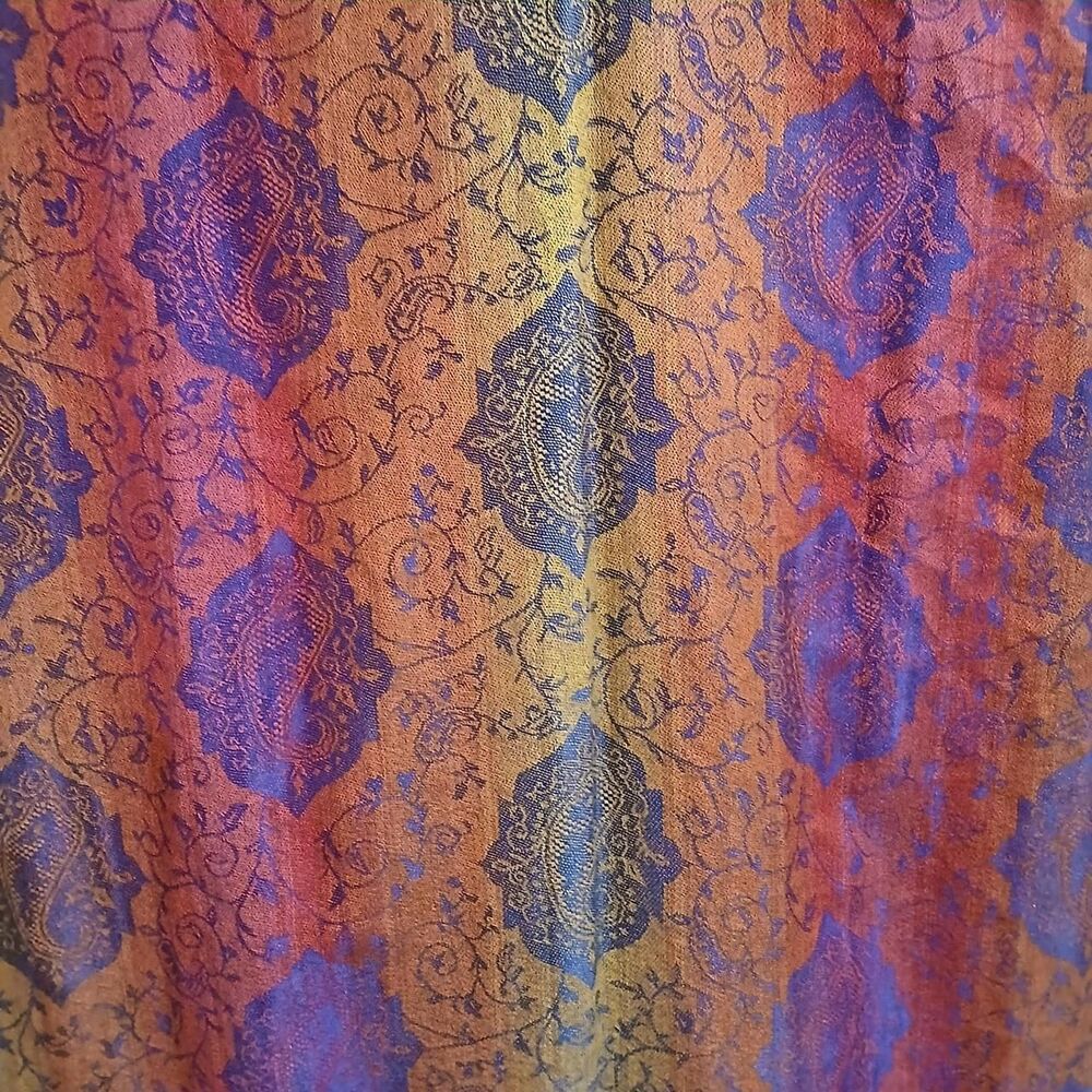 Pink purple orange yellow paisley pattern pashmina scarf or shawl with fringe - Picture 4 of 8